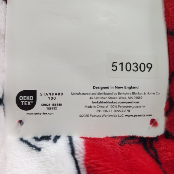 Peanuts Snoopy Extra Long Pet Throw Blanket 60" x 70" by Berkshire Red - Picture 10 of 11